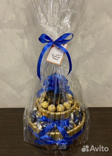 Торт из конфет и чая, сладкий подарок