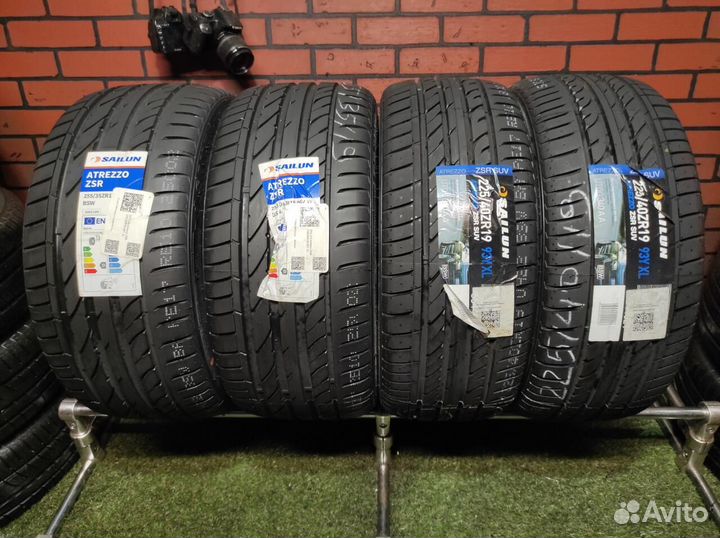 Sailun Atrezzo ZSR 225/40 R19 и 255/35 R19 96Y