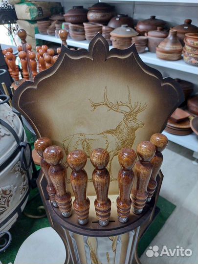 Щит с шампурами