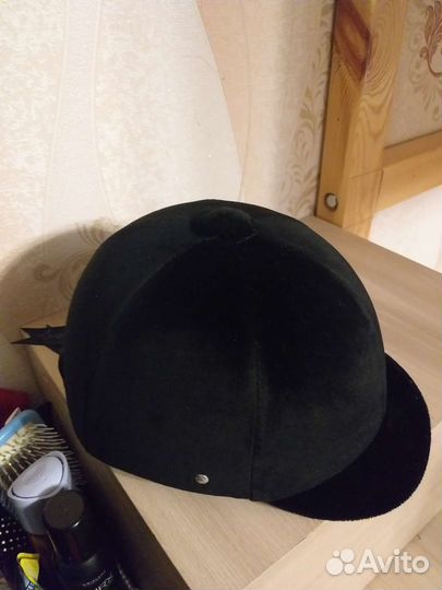 Кепка для верховой езды