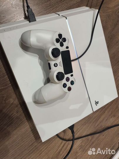 Sony PS4 500gb с набором игр на дисках