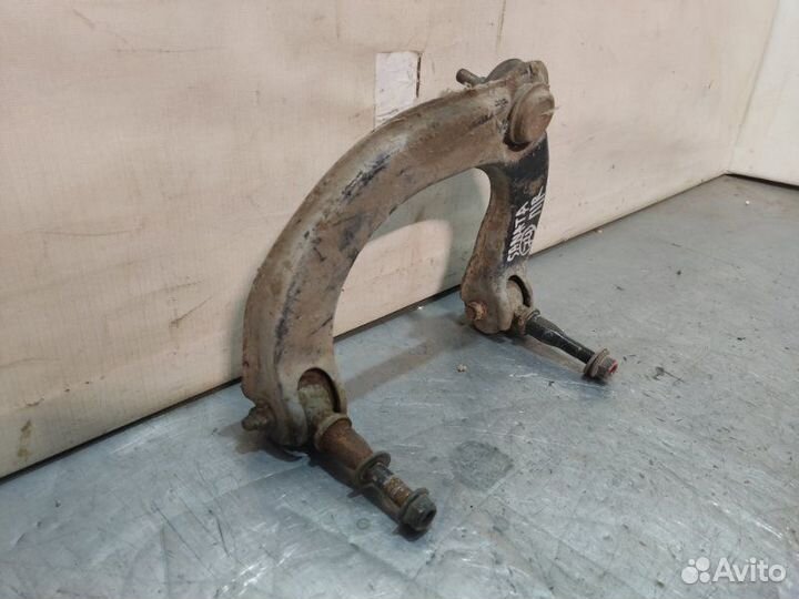 Рычаг подвески верхний передний правый Hyundai