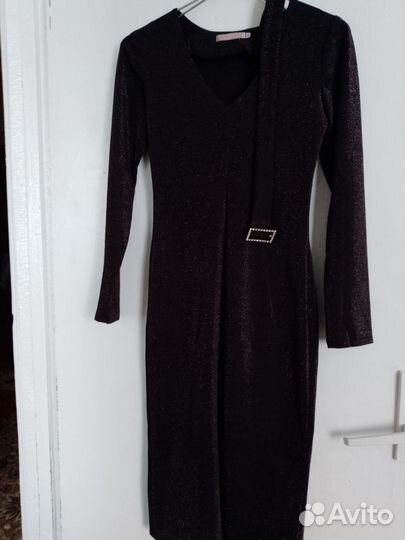 Платье женское