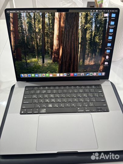 Macbook pro 16 m1 512 gb