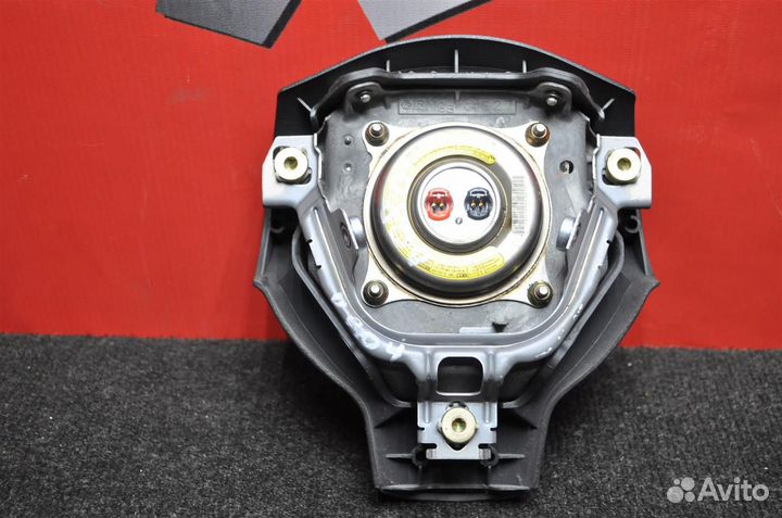 Подушка безопасности водителя toyota corolla ZZE