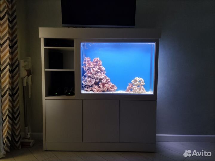 Аквариум с тумбой 1100л