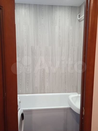 2-к. квартира, 52 м², 4/6 эт.