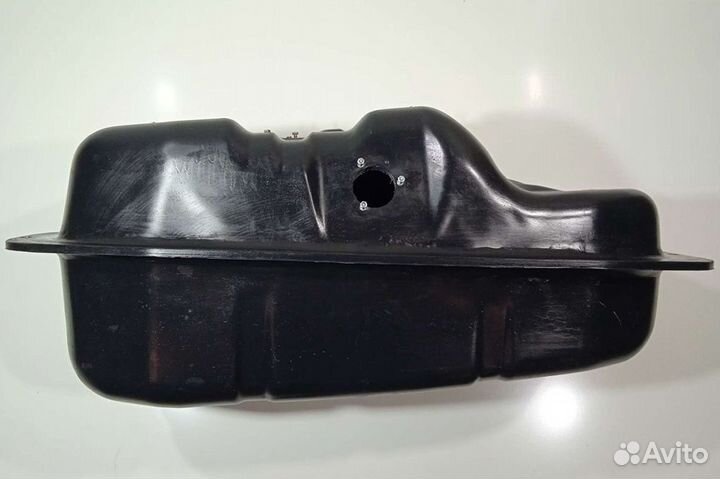 Бак топливный Pajero sport 1