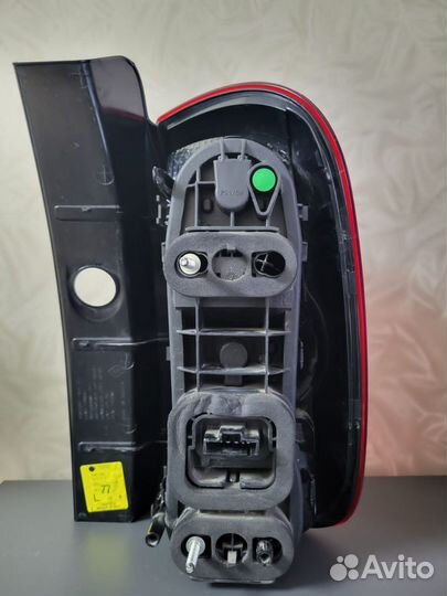 Задние фонари на Рено Дастер дорестайлинг