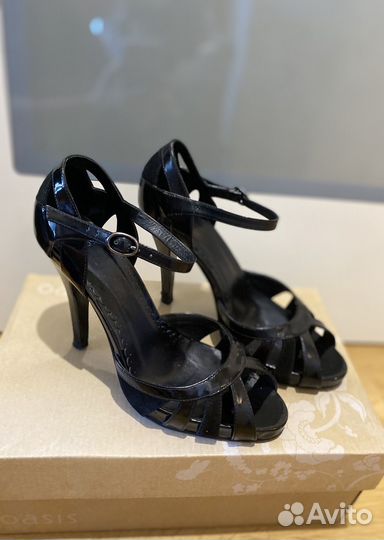 Босоножки кож. Oasis 39 р