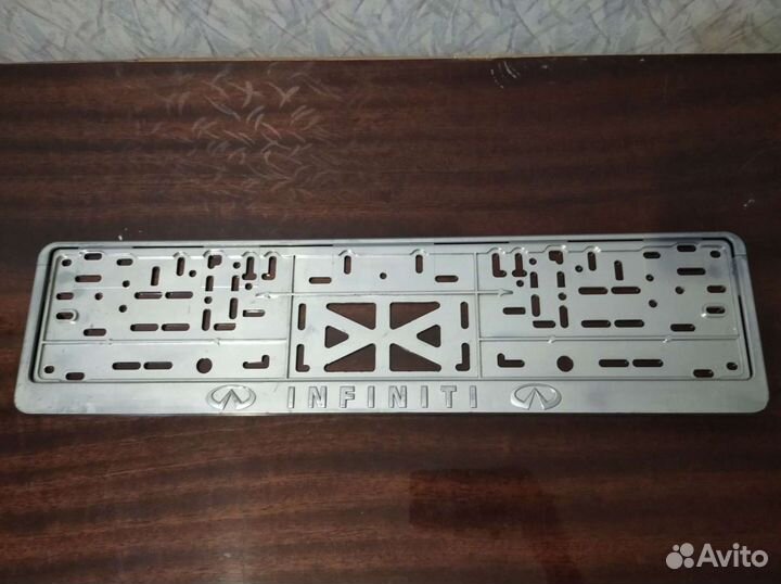 Рамка для номера Infiniti