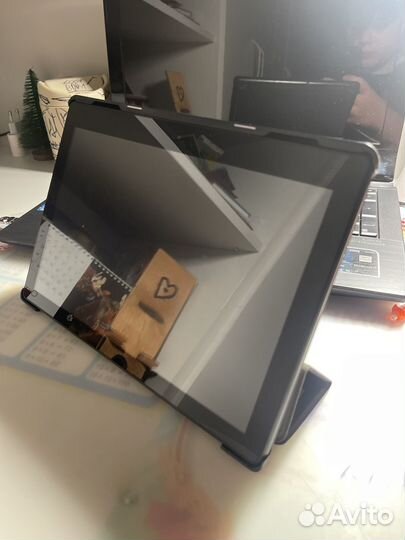 Планшет Lenova TBc104l