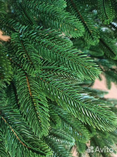 Ель искуственная