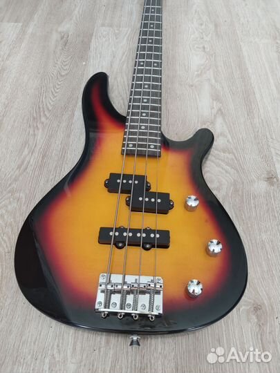 Бас гитара Terris THB-43 SB 4 струны