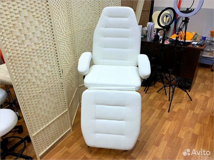 Косметологическое кресло