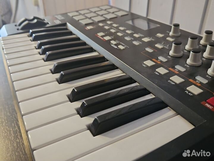 Midi клавиатура akai mpk 25, миди