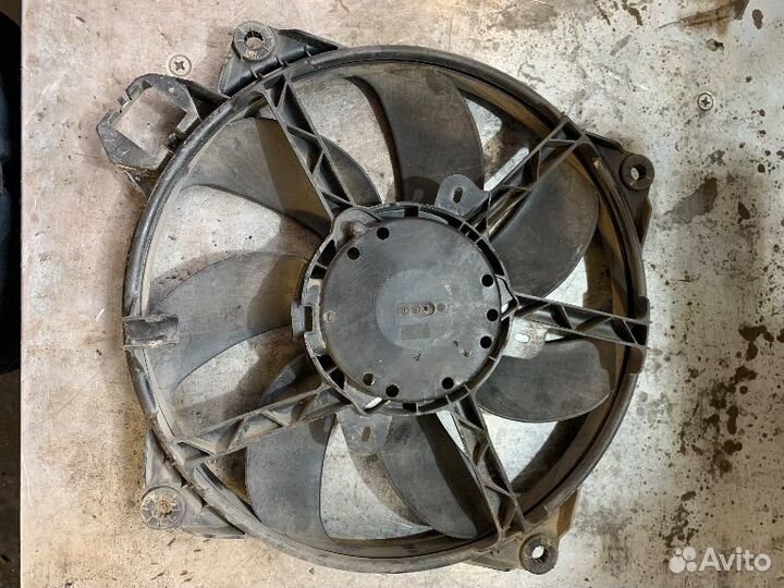 Вентилятор радиатора Renault Megane 3 поколение (2