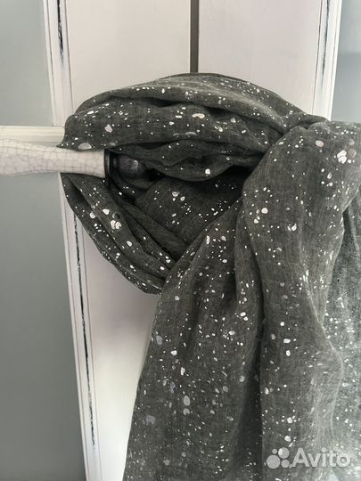 Палантины, платки, шарфы новые