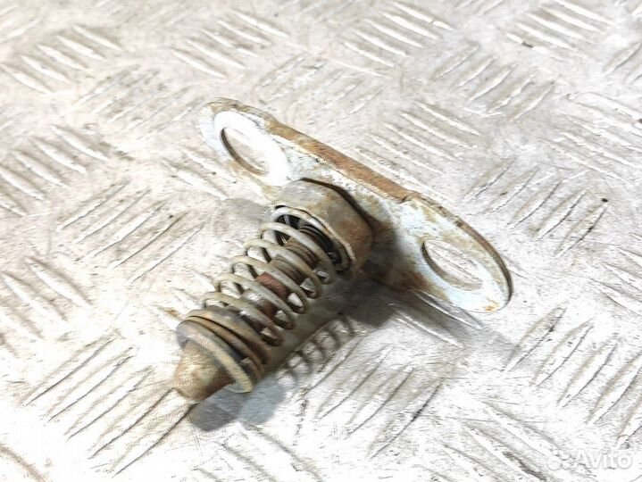 Замок капота Bmw X5 e53 2000-2007