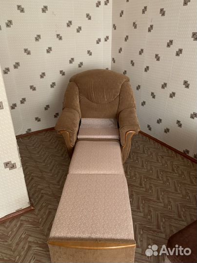 Кресло-кровать б/у в хорошем состоянии