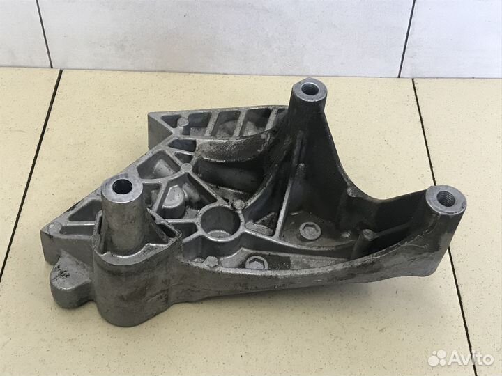 Кронштейн опоры двигателя Octavia (A5 1Z) 2004-201