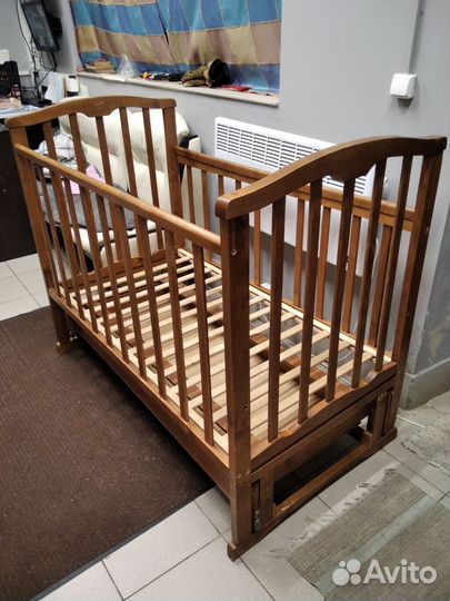 Детская спальная кровать качалка