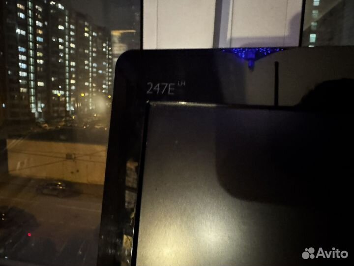 Монитор philips 247e3LH 24 дюйма