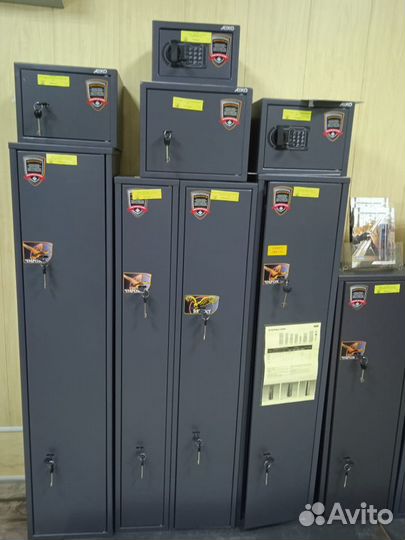 Оружейный сейф 1015