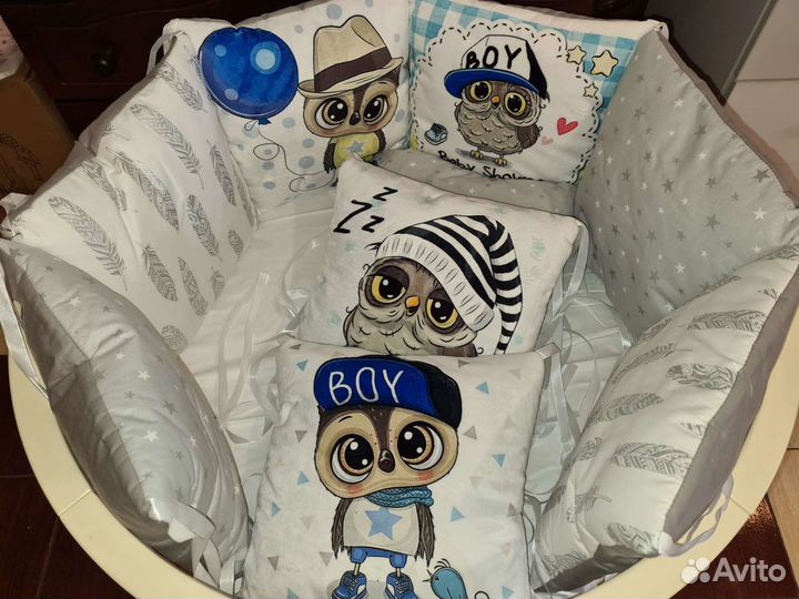 Бортики в кроватку новые комплект