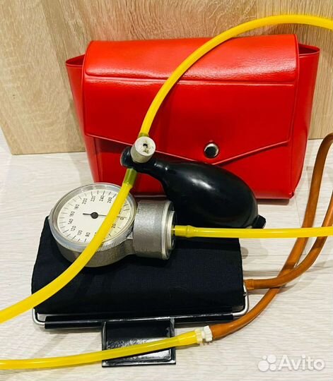 Аппарат для измерения давления СССР