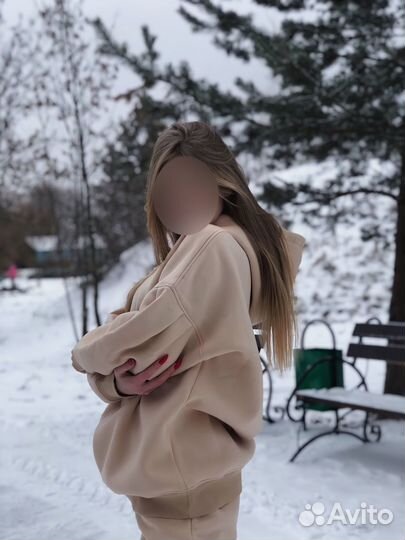 Спортивный костюм женский