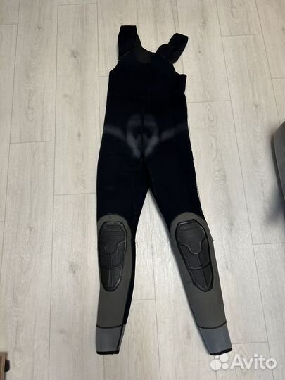 Гидрокостюм 9мм