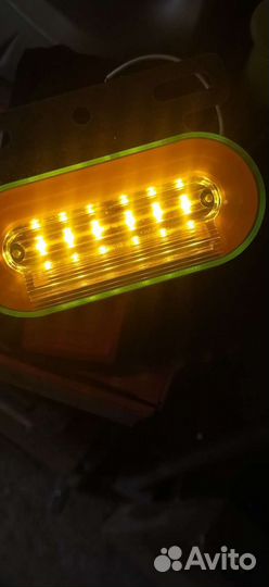 Габаритные огни прицепа, фургона