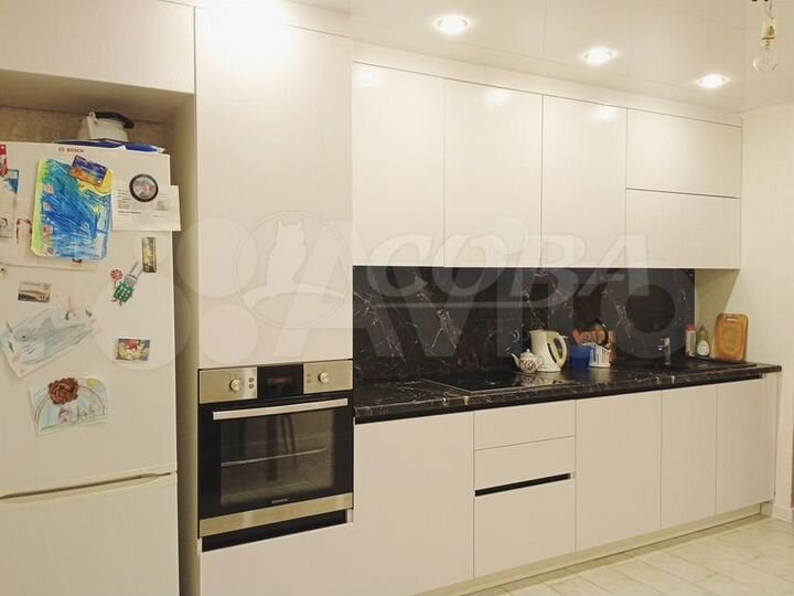 3-к. квартира, 90 м², 7/14 эт.