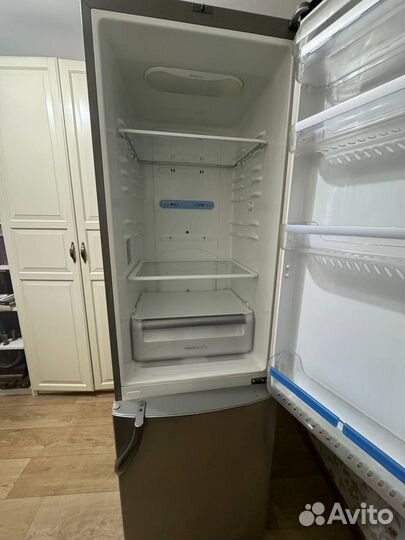 Холодильник LG(CR-459qtja)