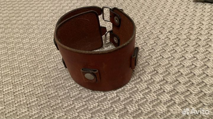 Кожаный браслет мужской