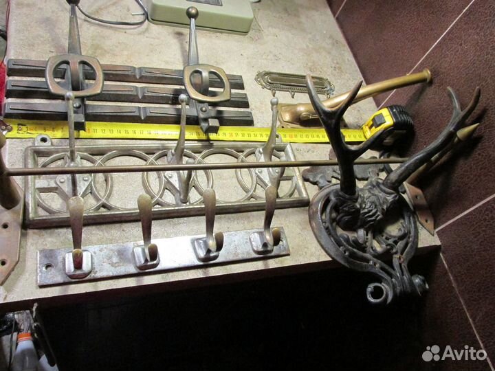 Старинная фурнитура вешалка крючок бронза медь