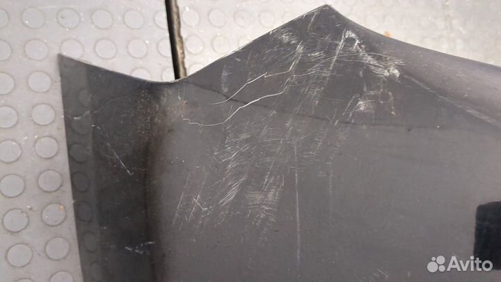 Бампер передний Toyota Prius