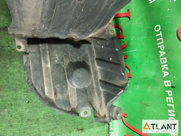 Подкрылок передний правый daihatsu YRV