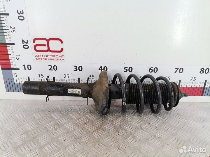 Стойка для Volkswagen Golf 4