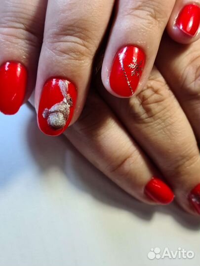 Маникюр с покрытием гель-лаком
