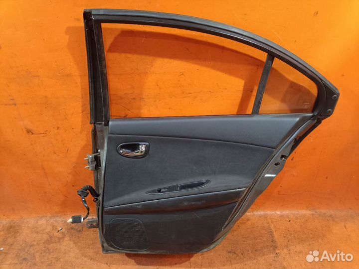 Дверь Nissan Primera TP12 (Заднее Правое)