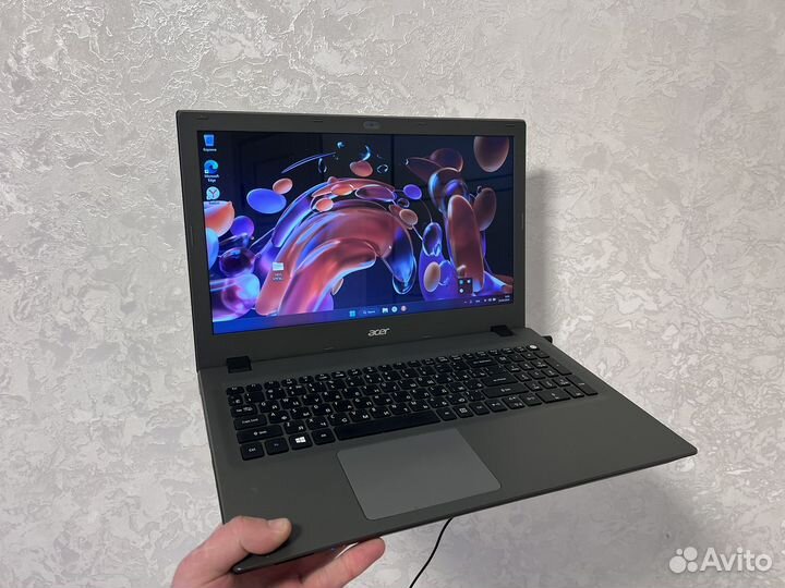 Ноутбук acer e5-573g