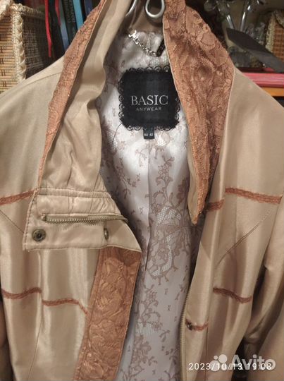 Плащ женский