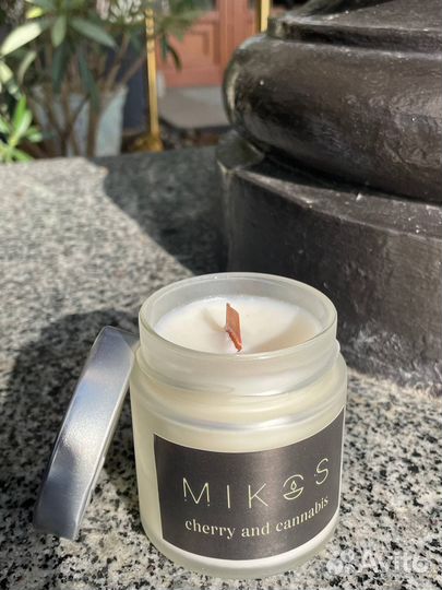 Ароматическая свеча ручной работы