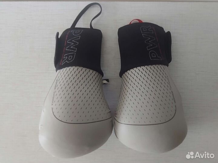 Боксерские перчатки 12 oz