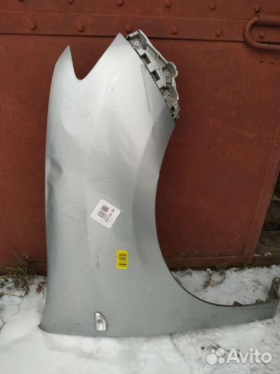 Крыло Логан 2 правое пер. Ориг