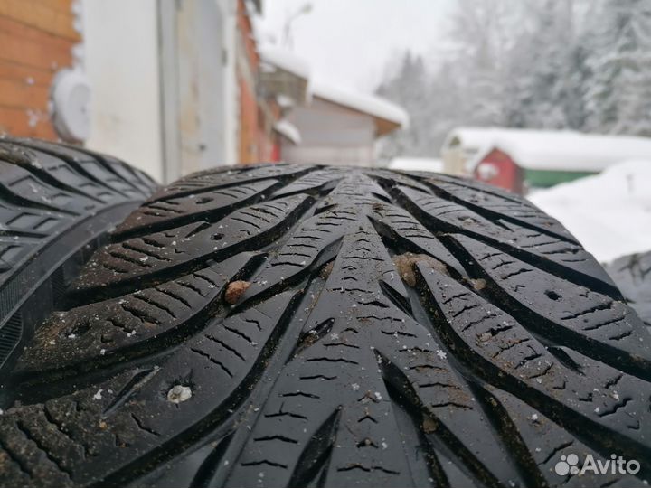 Yokohama Ice Guard Stud IG55 235/65 R17 108