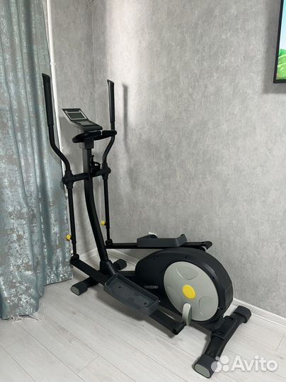Эллиптический тренажер torneo