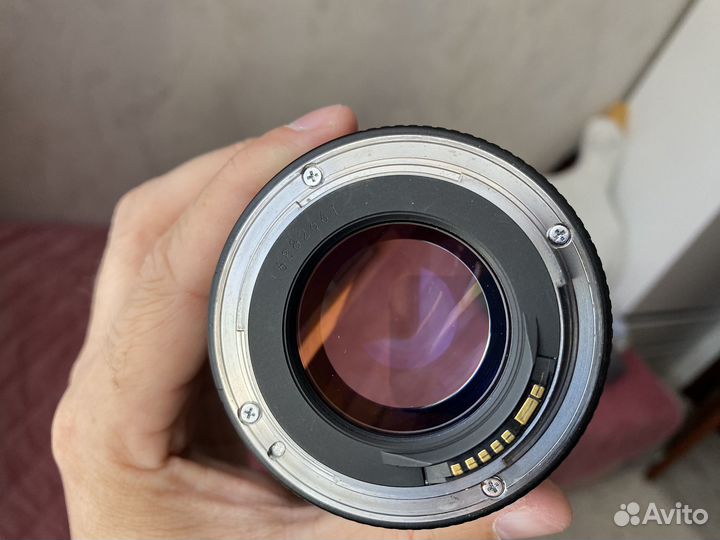 Canon RP body + Canon EF 85 mm 1.8